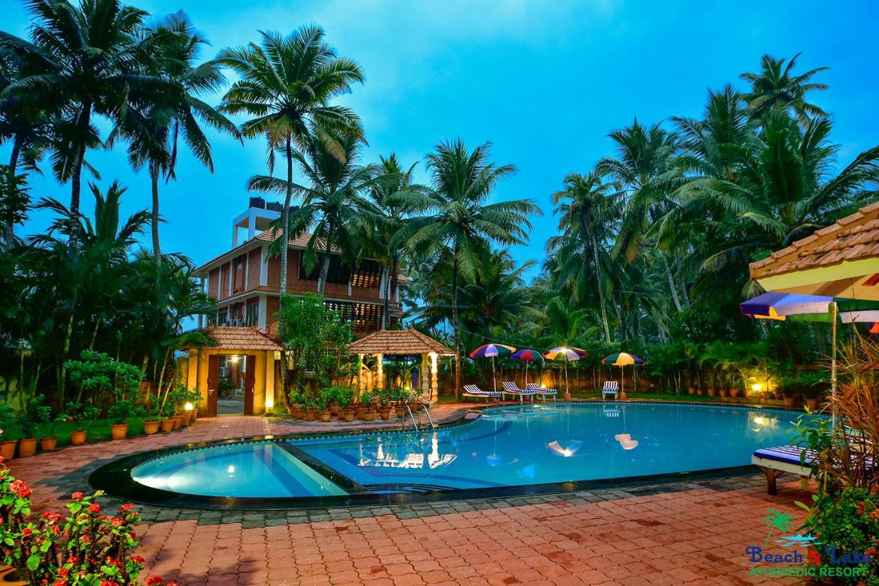 Beach And Lake Ayurvedic Resort, Ковалам Экстерьер фото