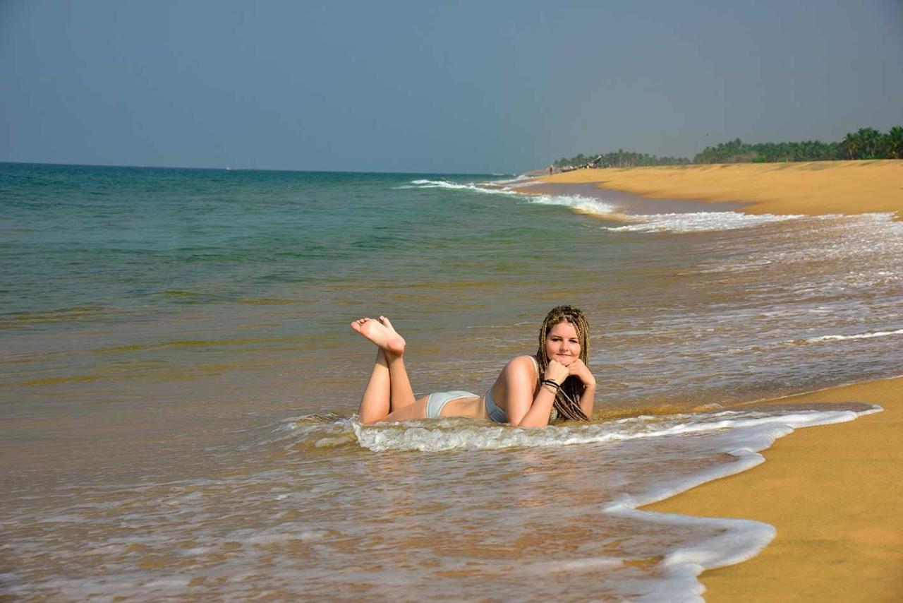 Beach And Lake Ayurvedic Resort, Ковалам Экстерьер фото